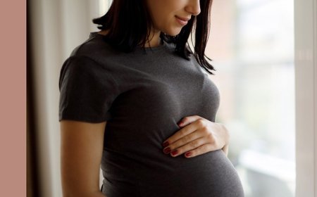 चिनिया में 54  गर्भवती आदिवासी महिलाओं को सदर अस्पताल स्वास्थ्य प्रशिक्षण किया गया